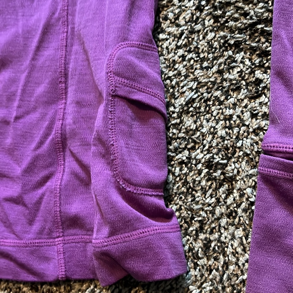 Lululemon 1/2 Zip Pullover Top - Picture 5 of 9